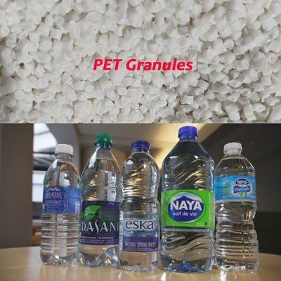 Granules en plastique transparentes d'ANIMAL FAMILIER IV 0,81 point de fusion 250℃ pour des bouteilles d'eau